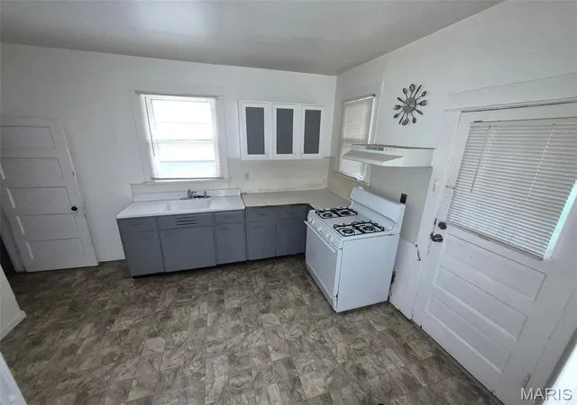Photo 4 of Single family home for sale at 7029 Florence Pl, St Louis, MO 63136 | MLS# MIS26031206 | Listing updated on 2026-09-29