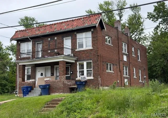 Photo 2 of Multi family home for sale at 4016 Cora Ave, Saint Louis, MO 63115 | MLS# MIS26031230 | Listing updated on 2026-08-07