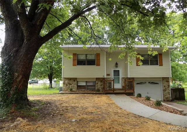 Homes for sale in Rolla, MO | 115 Belmont Dr, Rolla, MO 65401 | MLS# MIS26031291