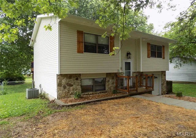 Homes for sale in Rolla, MO | 115 Belmont Dr, Rolla, MO 65401 | MLS# MIS26031291