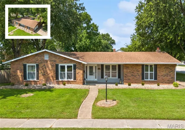 Photo 1 of Single family home for sale at 513 Emily Dr, O Fallon, IL 62269 | MLS# MIS26031327 | Listing updated on 2026-09-14