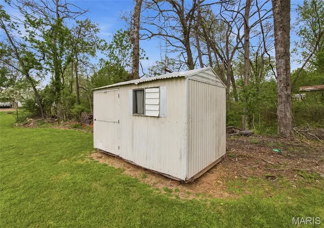 Homes for sale in Houston, MO | 916 Sommerfield Dr, Houston, MO 65483 | MLS# MIS26031328