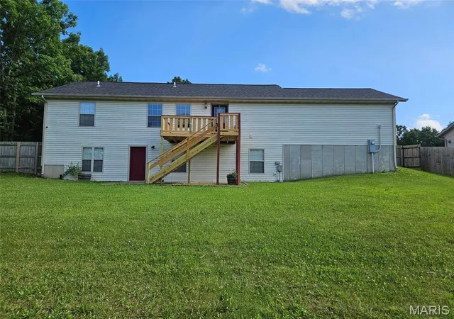 Homes for sale in Saint Robert, MO | 15630 Top Dr, Saint Robert, MO 65584 | MLS# MIS26031333