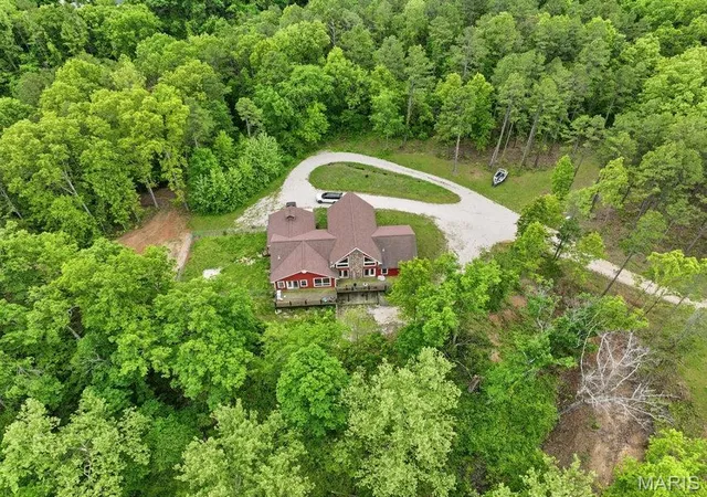 Homes for sale in Eminence, MO | 18418 Circle B Rd, Eminence, MO 65466 | MLS# MIS26031353