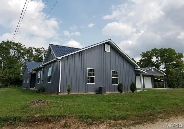 Homes for sale in Belle, MO | 508 E 5Th St, Belle, MO 65013 | MLS# MIS26031436