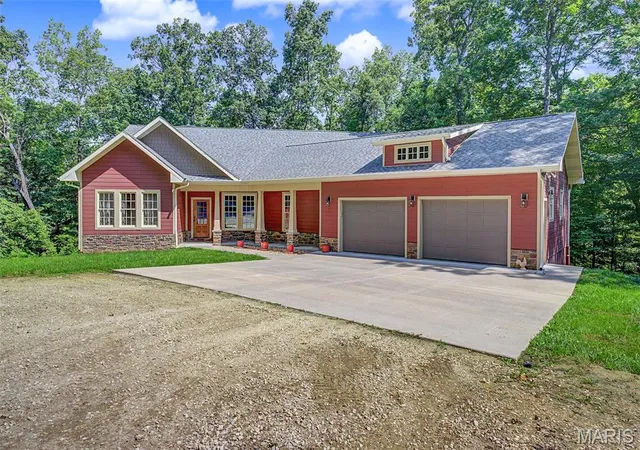Homes for sale in Cape Girardeau, MO | 288 Antler Rdg, Cape Girardeau, MO 63701 | MLS# MIS26031525