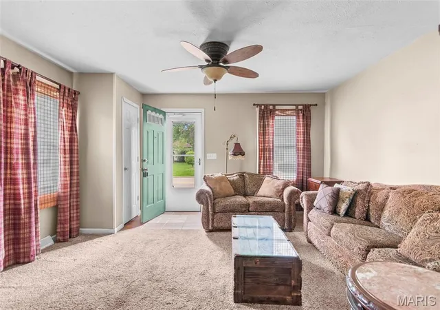 3rd image of 117 W Ferdon St, Litchfield, IL 62056 | MLS# MIS26031566