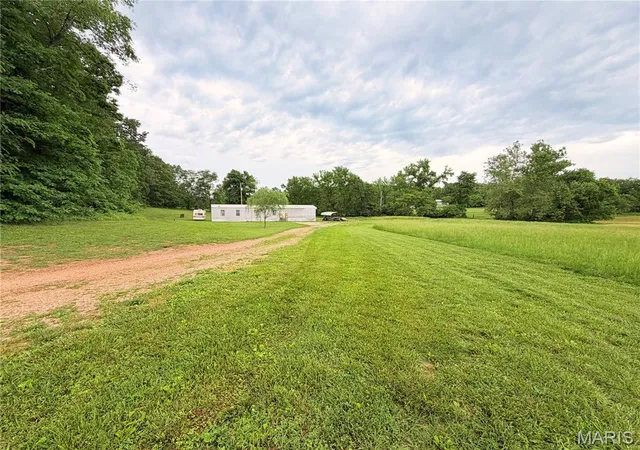 Photo 3 of Sale Pending at 2809 County Road 115 Road, Annapolis, MO 63620 | MLS# MIS26031586 | Listing updated on 2026-09-13