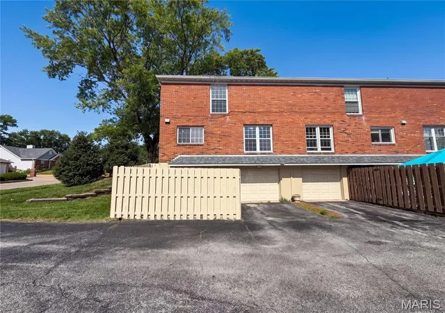 5th image of 13451 Land O Woods Dr, St Louis, MO 63141 | MLS# MIS26031622