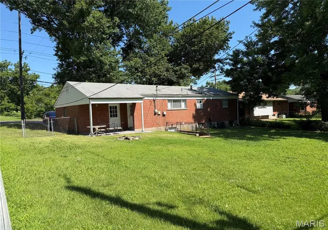 Homes for sale in Hazelwood, MO | 7230 Howdershell Rd, Hazelwood, MO 63042 | MLS# MIS26031669