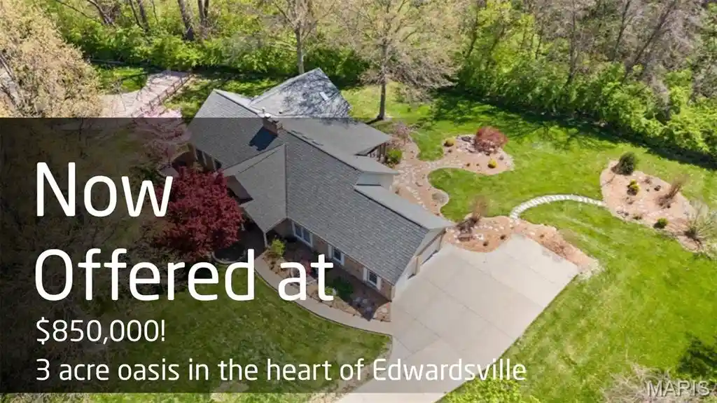 Single family home for sale at 2 Sugar Hill Ct, Edwardsville, IL 62025 | MLS# MIS26031675