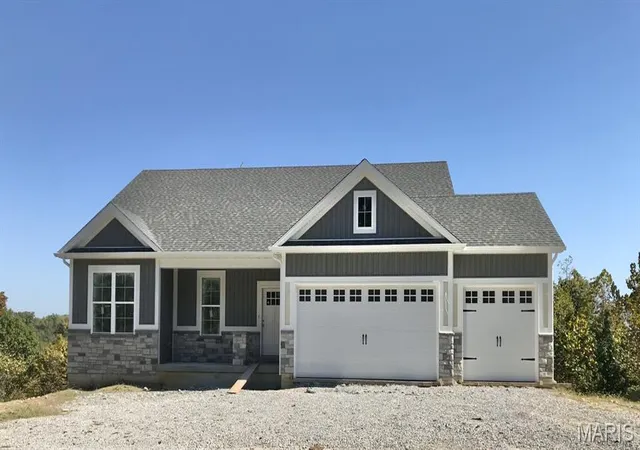 Photo 1 of Single family home for sale at 1688 Scenic Dr, Festus, MO 63028 | MLS# MIS26031678 | Listing updated on 2026-10-28