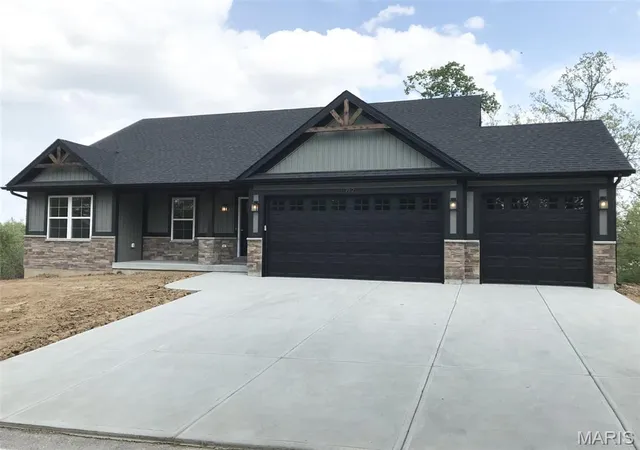 4th image of 1688 Scenic Dr, Festus, MO 63028 | MLS# MIS26031678