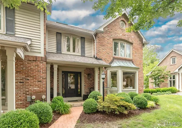 Photo 1 of Townhouse for sale at 14426 Open Meadow Ct W, Chesterfield, MO 63017 | MLS# MIS26031689 | Listing updated on 2026-09-13