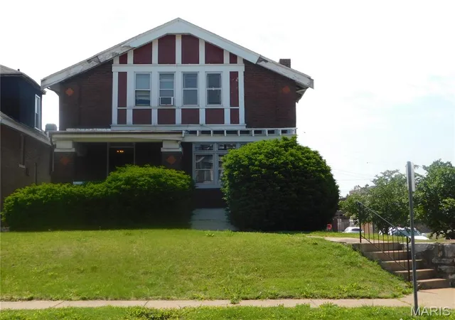 Photo 1 of Single family home for sale at 4502 Harris Ave, Saint Louis, MO 63115 | MLS# MIS26031702 | Listing updated on 2026-07-28