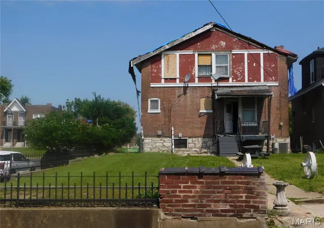 Photo 4 of Single family home for sale at 4502 Harris Ave, Saint Louis, MO 63115 | MLS# MIS26031702 | Listing updated on 2026-07-28