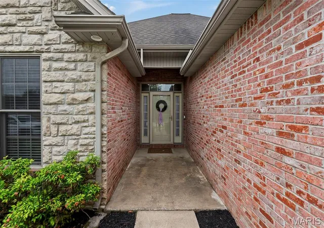 Photo 3 of Single family home for sale at 2953 Beaver Creek Dr, Cape Girardeau, MO 63701 | MLS# MIS26031713 | Listing updated on 2026-09-08