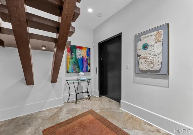 Listing Photo 4 - Condo for sale in building located at 60 Brighton Wy, Clayton, MO 63105 - Unit #3S