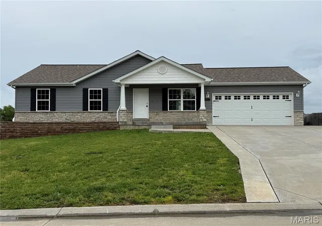 Homes for sale in Winfield, MO | 128 Linder Ln, Winfield, MO 63389 | MLS# MIS26031761