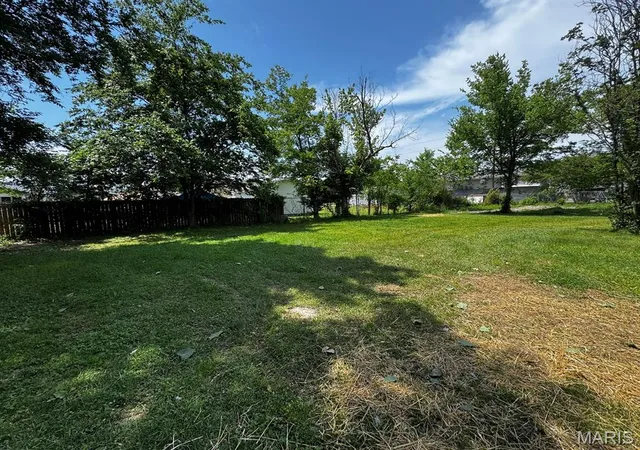 Homes for sale in Poplar Bluff, MO | 2005 Kentucky Ave, Poplar Bluff, MO 63901 | MLS# MIS26031779