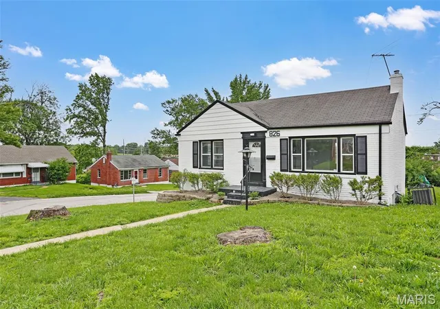 Homes for sale in Saint Louis, MO | 826 Fontaine Pl, Saint Louis, MO 63137 | MLS# MIS26031796