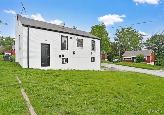 Homes for sale in Saint Louis, MO | 826 Fontaine Pl, Saint Louis, MO 63137 | MLS# MIS26031796