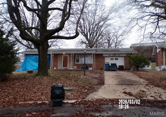 Homes for sale in Unincorporated, MO | 379 Porchester Dr, Unincorporated, MO 63125 | MLS# MIS26031837