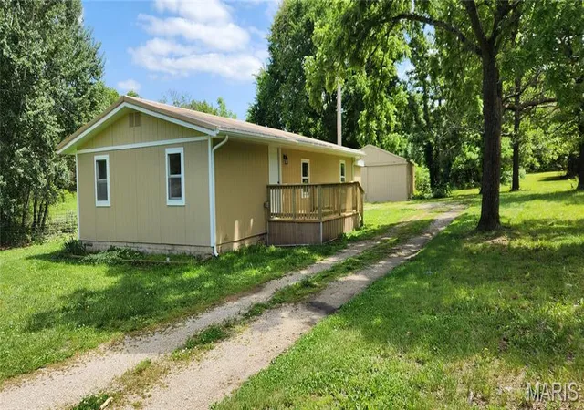 Homes for sale in Dixon, MO | 15270 Conway Rd, Dixon, MO 65459 | MLS# MIS26031860