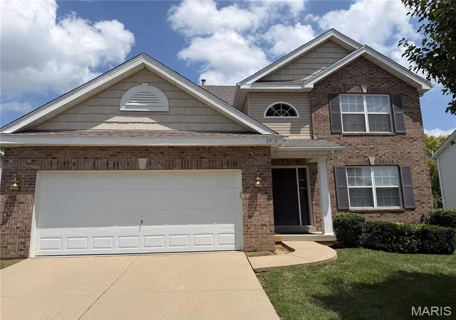 Homes for sale in Fairview Heights, IL | 6912 Arbor Cove Dr, Fairview Heights, IL 62208 | MLS# MIS26031875