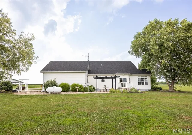 Photo 3 of Single family home for sale at 14218 Schuster Rd, Pocahontas, IL 62275 | MLS# MIS26031882 | Listing updated on 2026-10-06