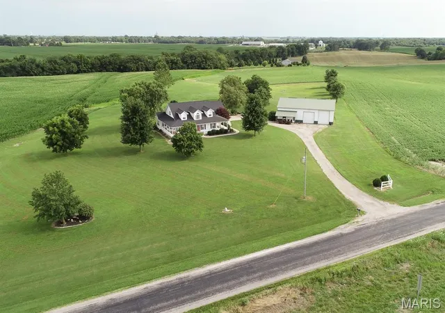 Photo 45 of Single family home for sale at 14218 Schuster Rd, Pocahontas, IL 62275 | MLS# MIS26031882 | Listing updated on 2026-09-14