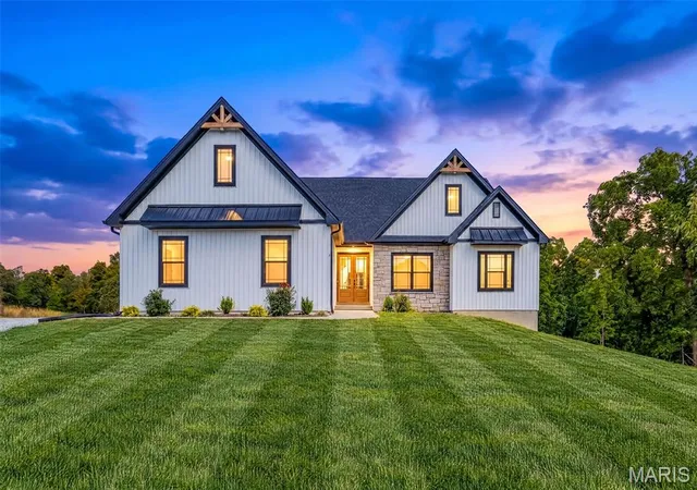 Photo 1 of Single family home for sale at 21 Saratoga Springs Dr, Silex, MO 63377 | MLS# MIS26031912 | Listing updated on 2026-10-06