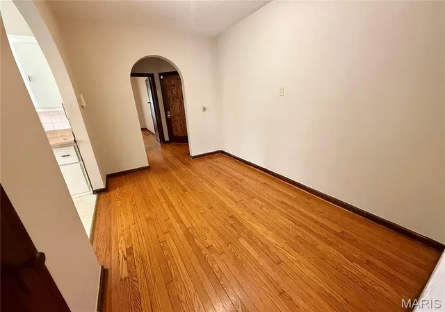 Photo 4 of Multi family home for sale at 3914 Chippewa St, Saint Louis, MO 63116 | MLS# MIS26031939 | Listing updated on 2026-08-14