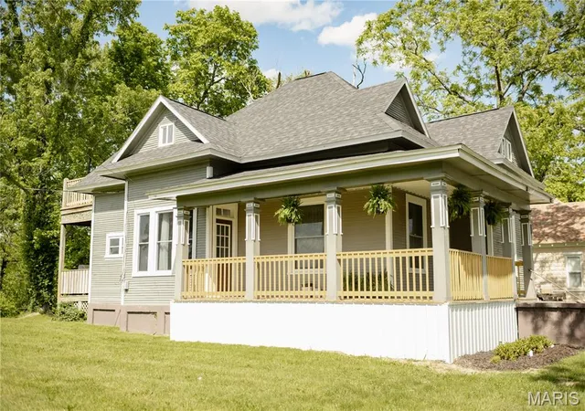 Homes for sale in Salem, MO | 404 E 9Th St, Salem, MO 65560 | MLS# MIS26031953