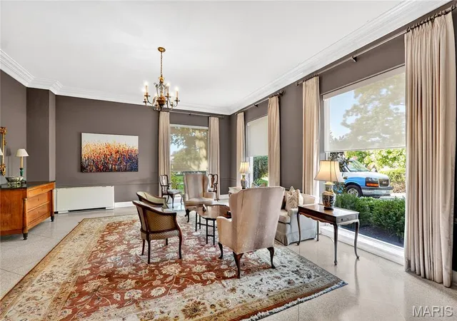Homes for sale in Clayton, MO | 900 S Hanley Rd #3D, Clayton, MO 63105 | MLS# MIS26032015