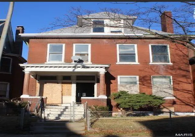 Homes for sale in Saint Louis, MO | 3225 Greer Ave, Saint Louis, MO 63107 | MLS# MIS26032028
