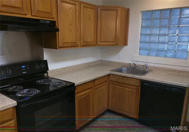 Photo 3 of Single family home for sale at 600 Pimlico Dr, Florissant, MO 63033 | MLS# MIS26032043 | Listing updated on 2026-05-21