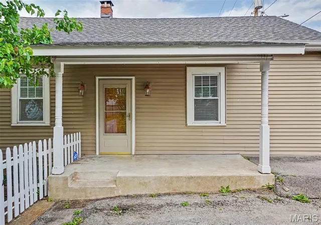 3rd image of 122 Almeling St, New Melle, MO 63365 | MLS# MIS26032046