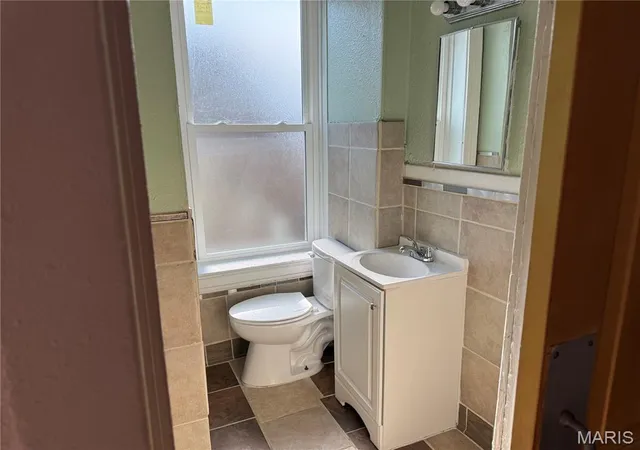 Photo 4 of Multi family home for sale at 5911 S Broadway, Saint Louis, MO 63111 | MLS# MIS26032156 | Listing updated on 2026-09-07