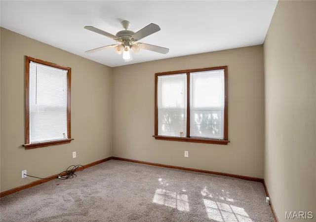 Photo 4 of Single family home for sale at 1071 N New Florissant Rd, Florissant, MO 63031 | MLS# MIS26032171 | Listing updated on 2026-10-26