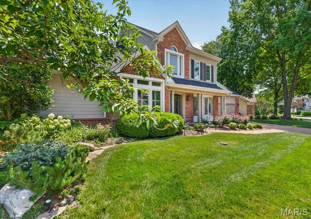 5th image of 16557 Baxter Forest Ridge Dr, Chesterfield, MO 63005 | MLS# MIS26032202