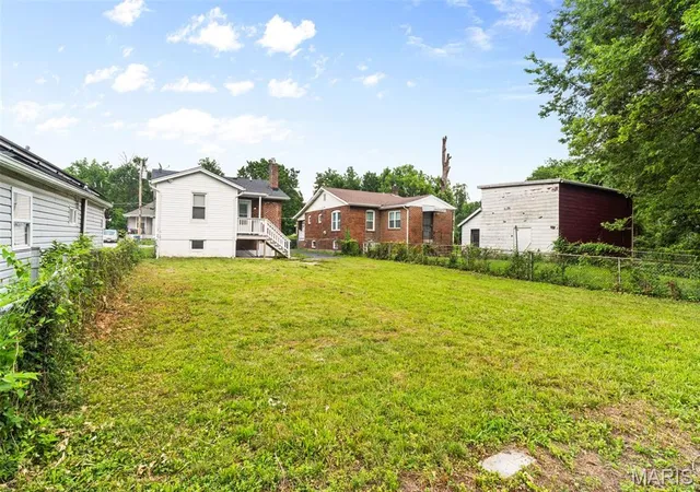 Homes for sale in Pagedale, MO | 1209 Griefield Pl, Pagedale, MO 63133 | MLS# MIS26032238
