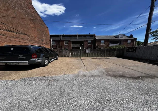 20th image of 2009 S 11th St, Saint Louis, MO 63104 | MLS# MIS26032254