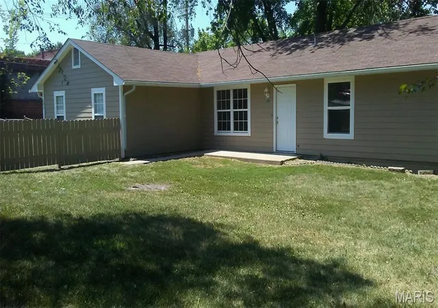 1st image of 391 W Wood St, Troy, MO 63379 | MLS# MIS26032268