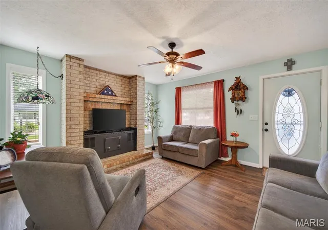 Homes for sale in Lebanon, MO | 632 Willow Ln, Lebanon, MO 65536 | MLS# MIS26032327