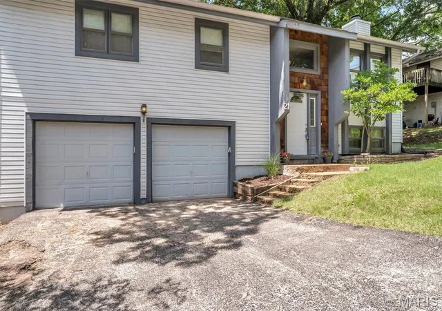 2nd image of 21 Muir St, Eureka, MO 63025 | MLS# MIS26032333
