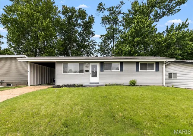 1st image of 1525 Layven Ave, Florissant, MO 63031 | MLS# MIS26032354