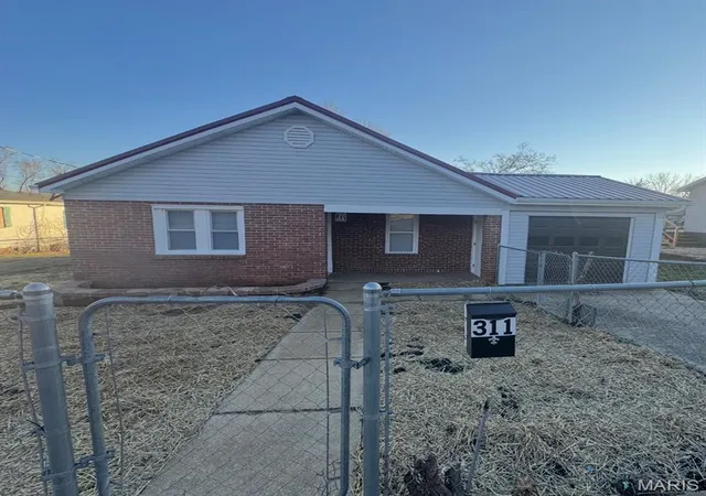 Homes for sale in Park Hills, MO | 311 Mill St, Park Hills, MO 63601 | MLS# MIS26032355