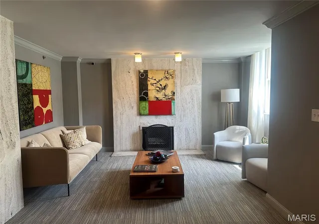 Photo 3 of Condo for sale at 725 S Skinker Blvd #7C, Saint Louis, MO 63105 | MLS# MIS26032374 | Listing updated on 2026-08-30