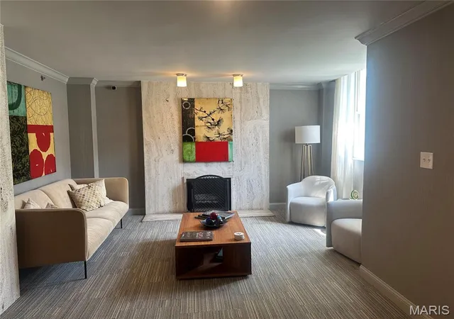 Photo 3 of Condo for sale at 725 S Skinker Blvd #7C, Saint Louis, MO 63105 | MLS# MIS26032374 | Listing updated on 2026-08-30